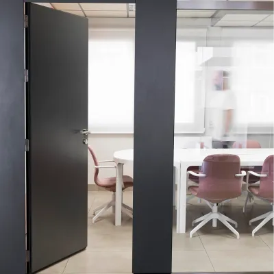 opened-business-office-without-people 1
